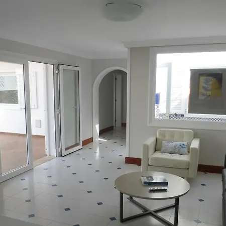 Semesterbostad Fantastica Vivienda En Playa De Con Piscina